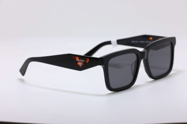 Prada Milano SPR 10Y-F